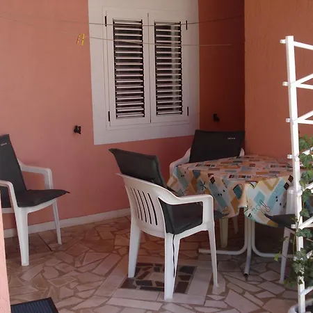 Goge Apartman Biograd na Moru